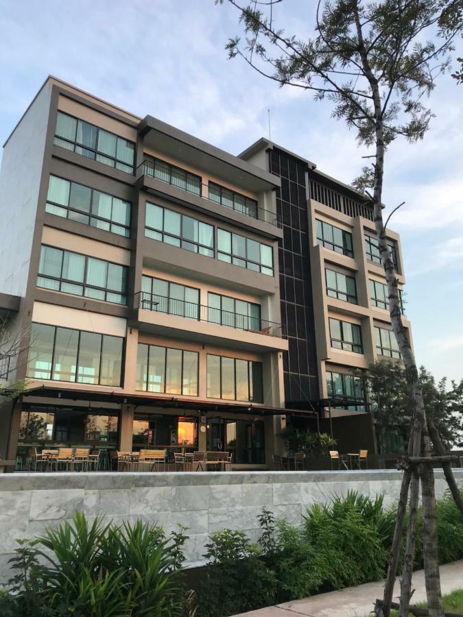 The Residence Thepkanjana Ban Khlong Krathum Baen Exterior foto